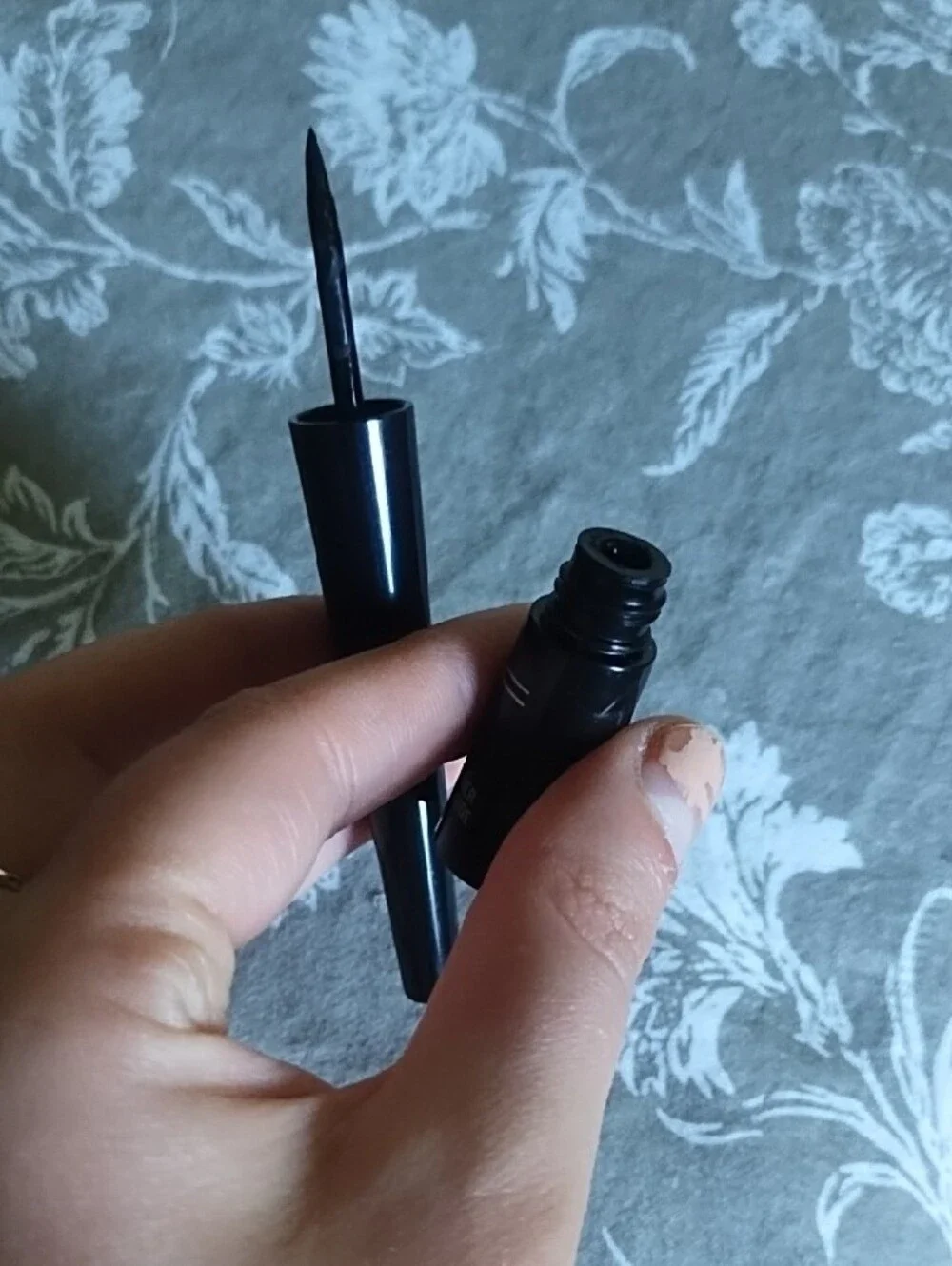 MAC Cosmetics Black Eyeliner & Black Lash Curler Set